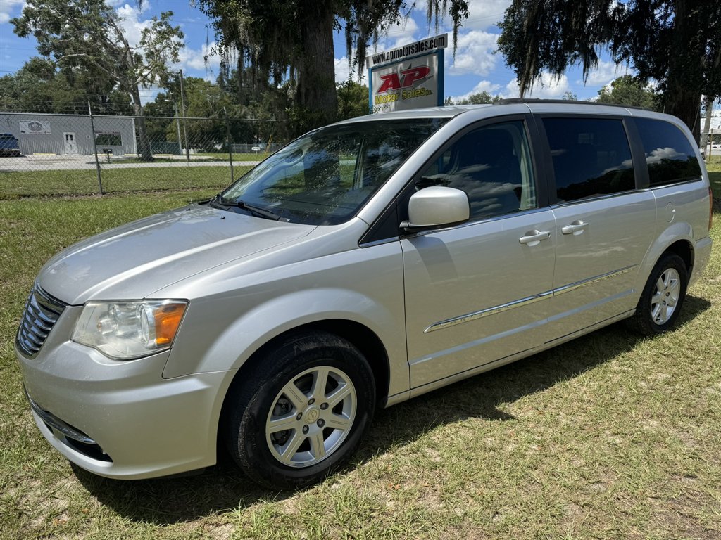 2011 Chrysler Town & Country Touring