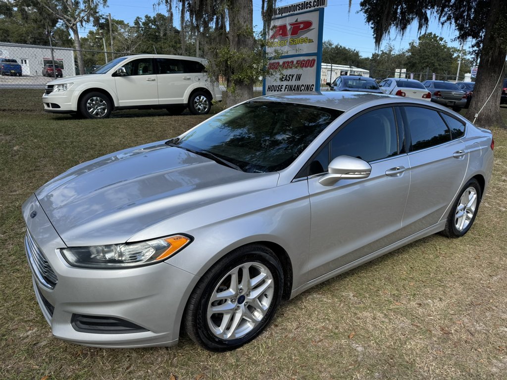 2016 Ford Fusion SE