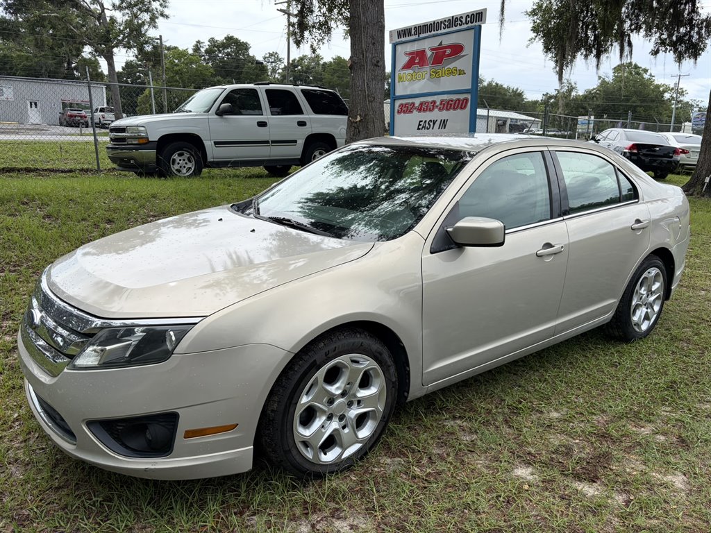 2010 Ford Fusion's photo