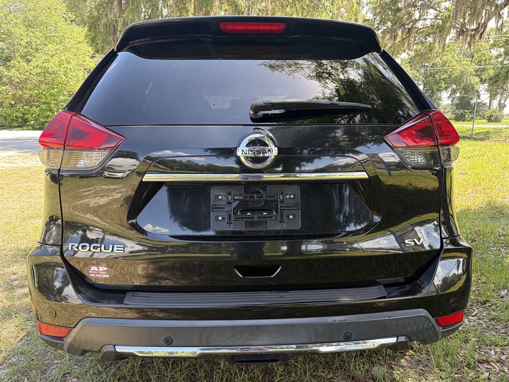 2020 Nissan Rogue SV - Photo 6
