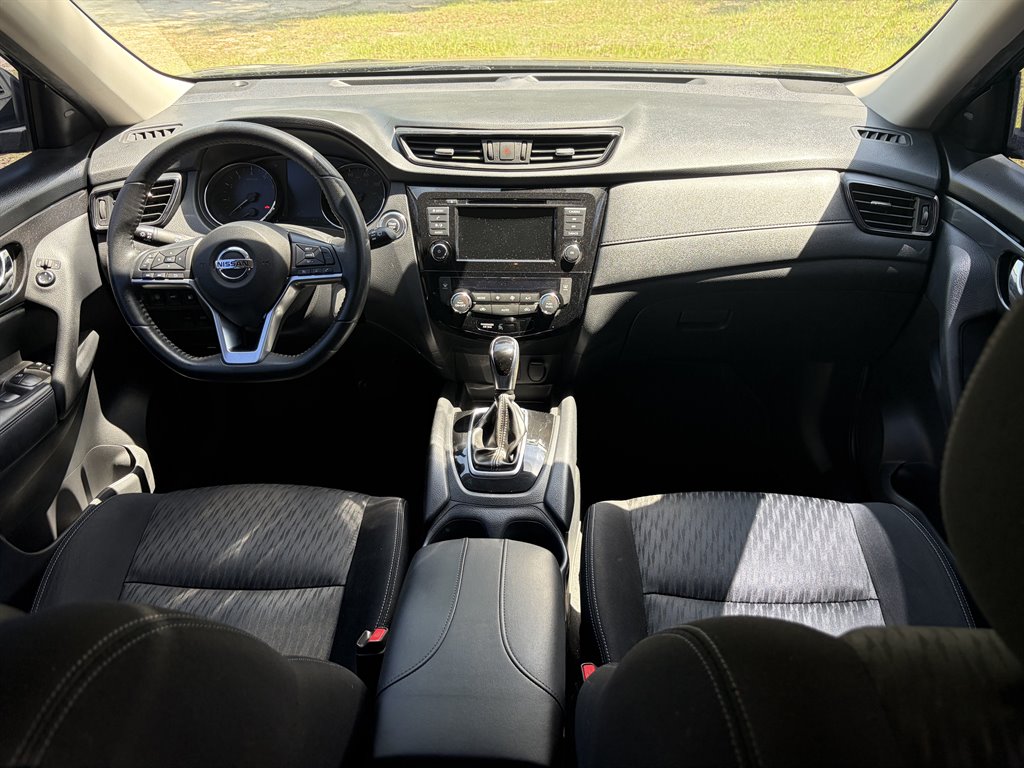 2020 Nissan Rogue SV - Photo 12