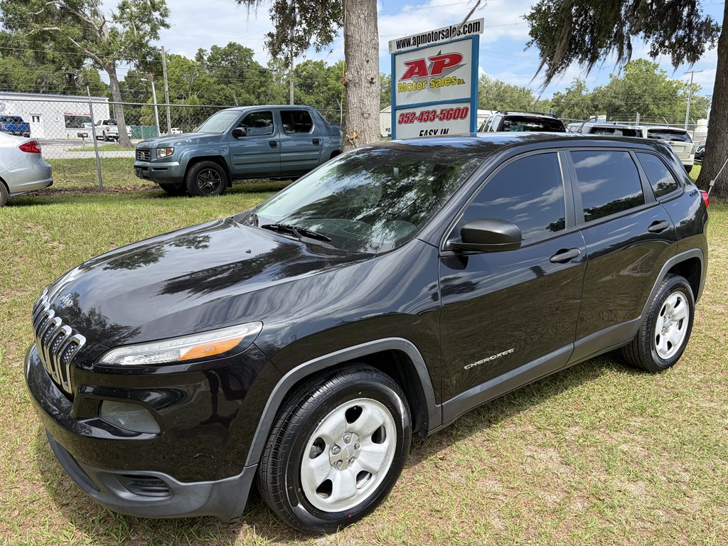 2014 Jeep Cherokee Sport's photo